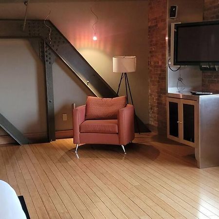 1600 Kcm Penthouse Apartment Cleveland Bagian luar foto